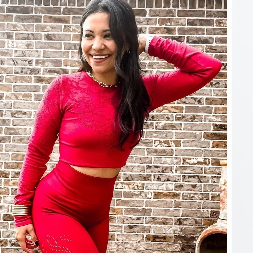Fabletics Flora Seamless Long Sleeve Top Red - Picture 4 of 11